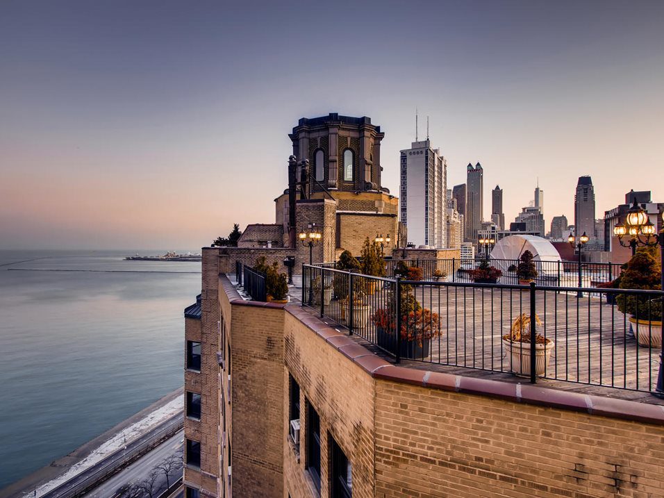 1400 Lake Shore apartments rooftop view