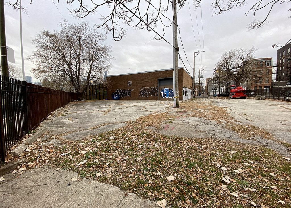 The lot near River West that will soon be home to Inspire West Town luxury apartments