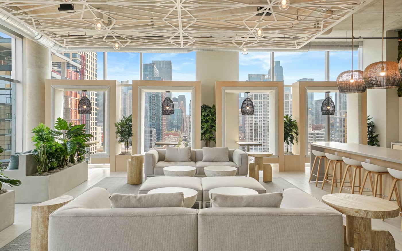 Luxury Chicago apartment with panoramic skyline views
